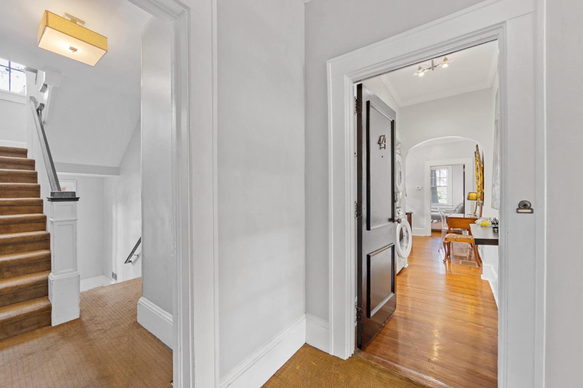 Stylish Myers Park 2 Bedroom With Screened Porch Charlotte