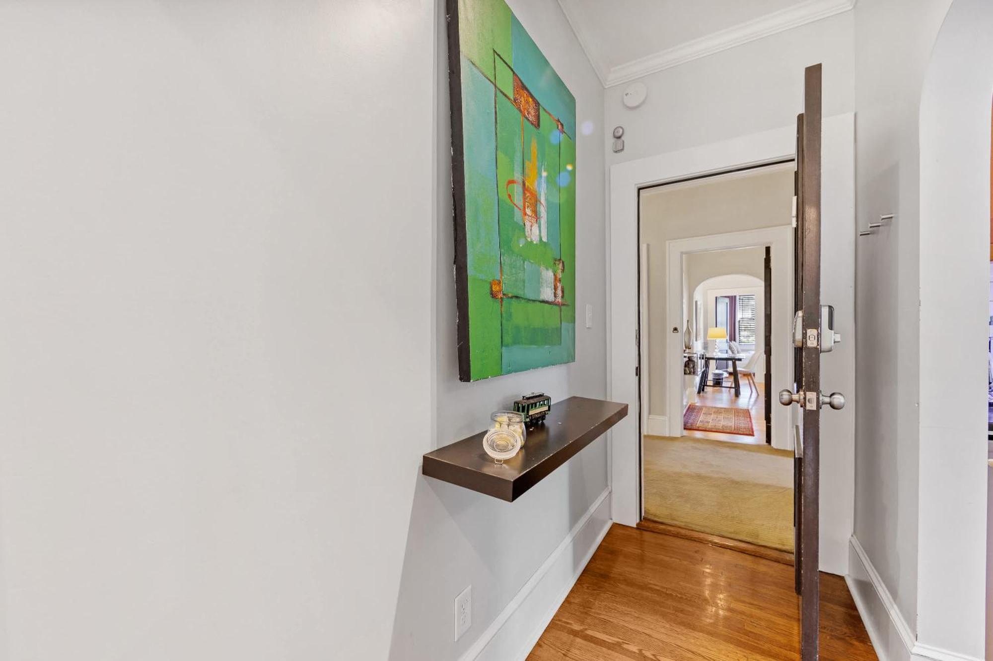 Stylish Myers Park 2 Bedroom With Screened Porch Holiday home *