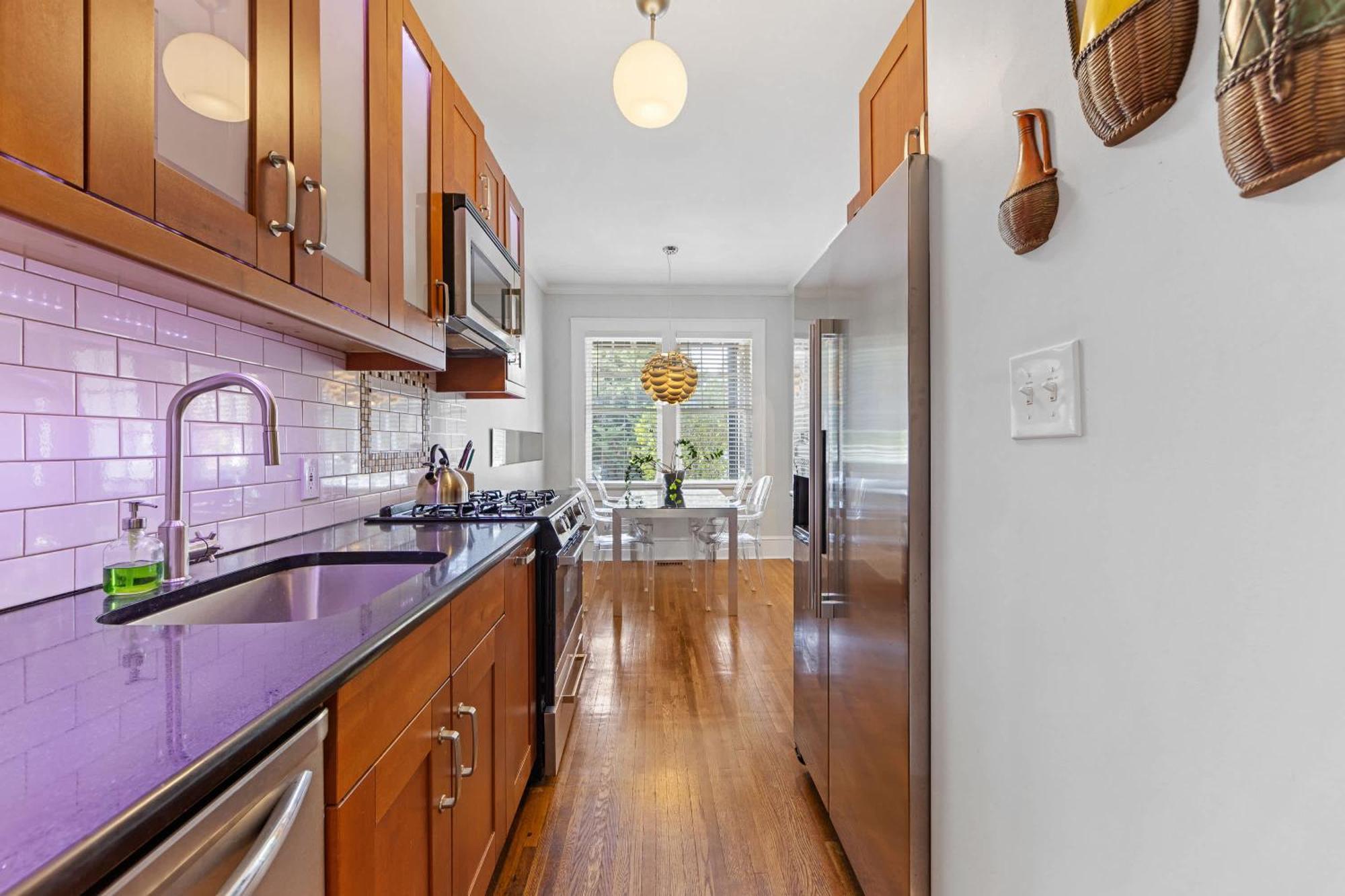 Stylish Myers Park 2 Bedroom With Screened Porch * Charlotte
