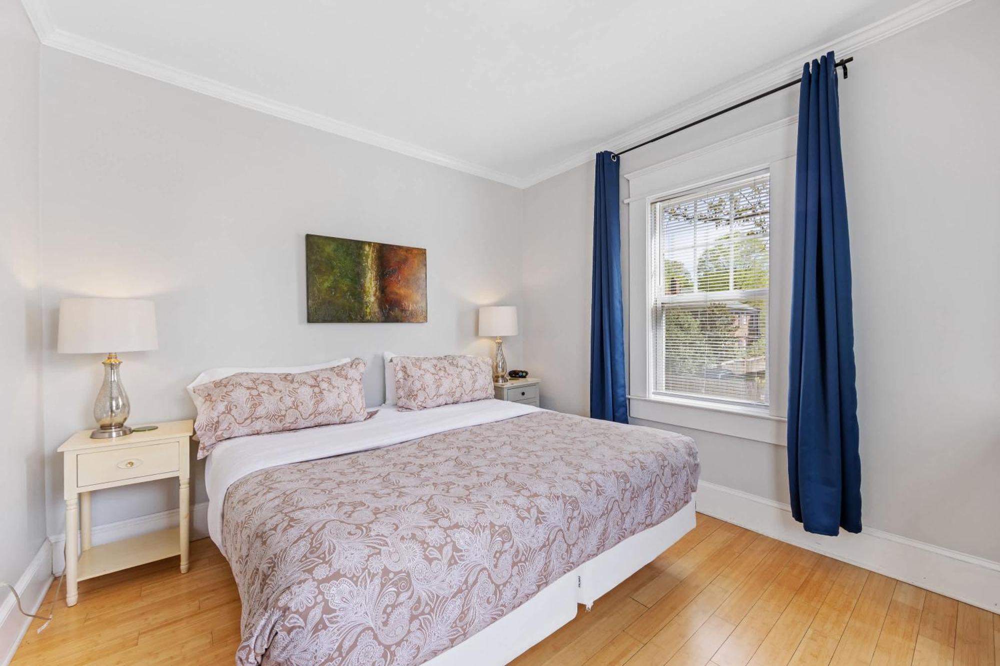 Chic 1 Bedroom Units Near Dilworth Holiday home