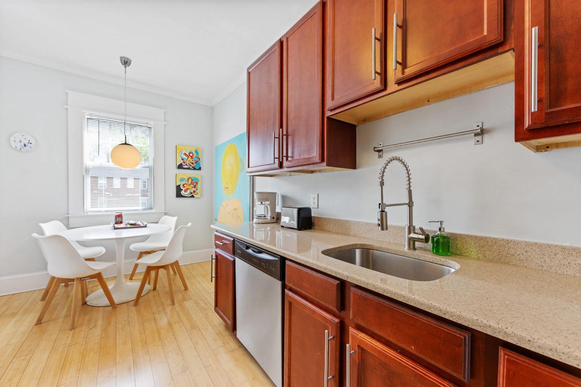 Holiday home Chic 1 Bedroom Units Near Dilworth *