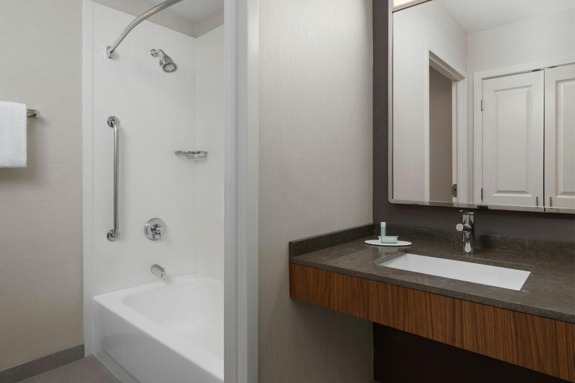 Hotel Courtyard Center Charlotte