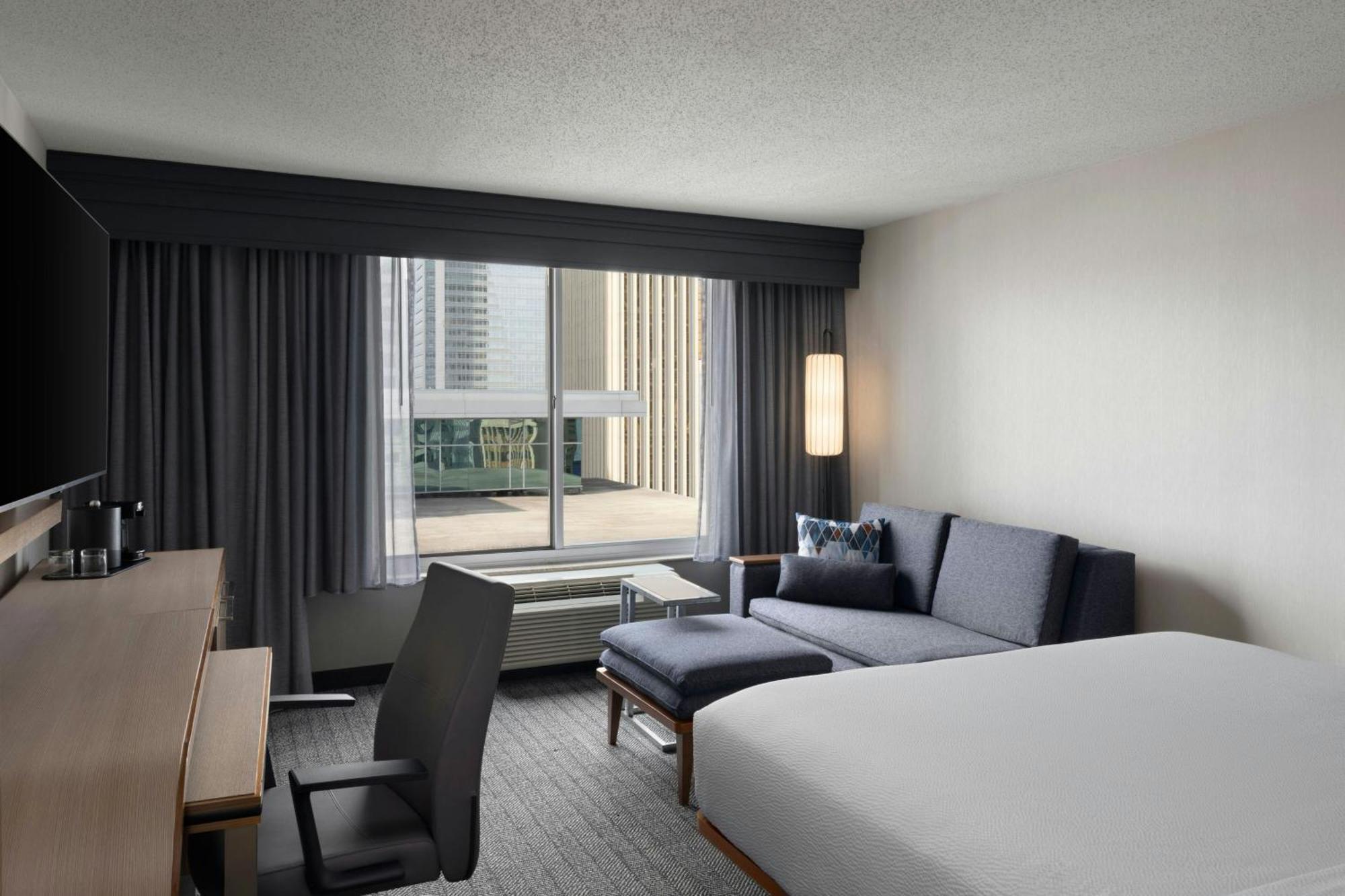 Courtyard Center Charlotte