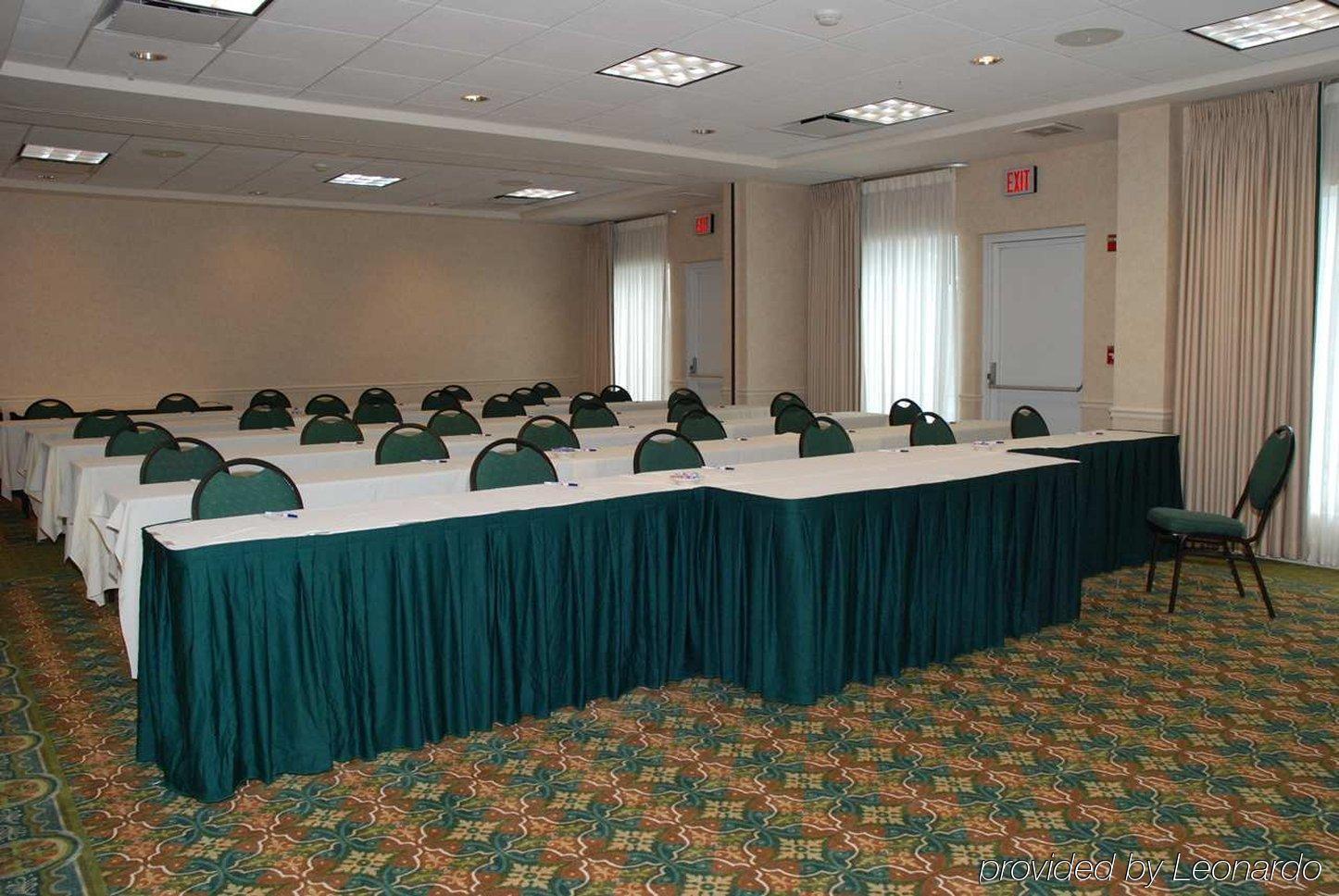 Hilton Garden Pineville Hotel