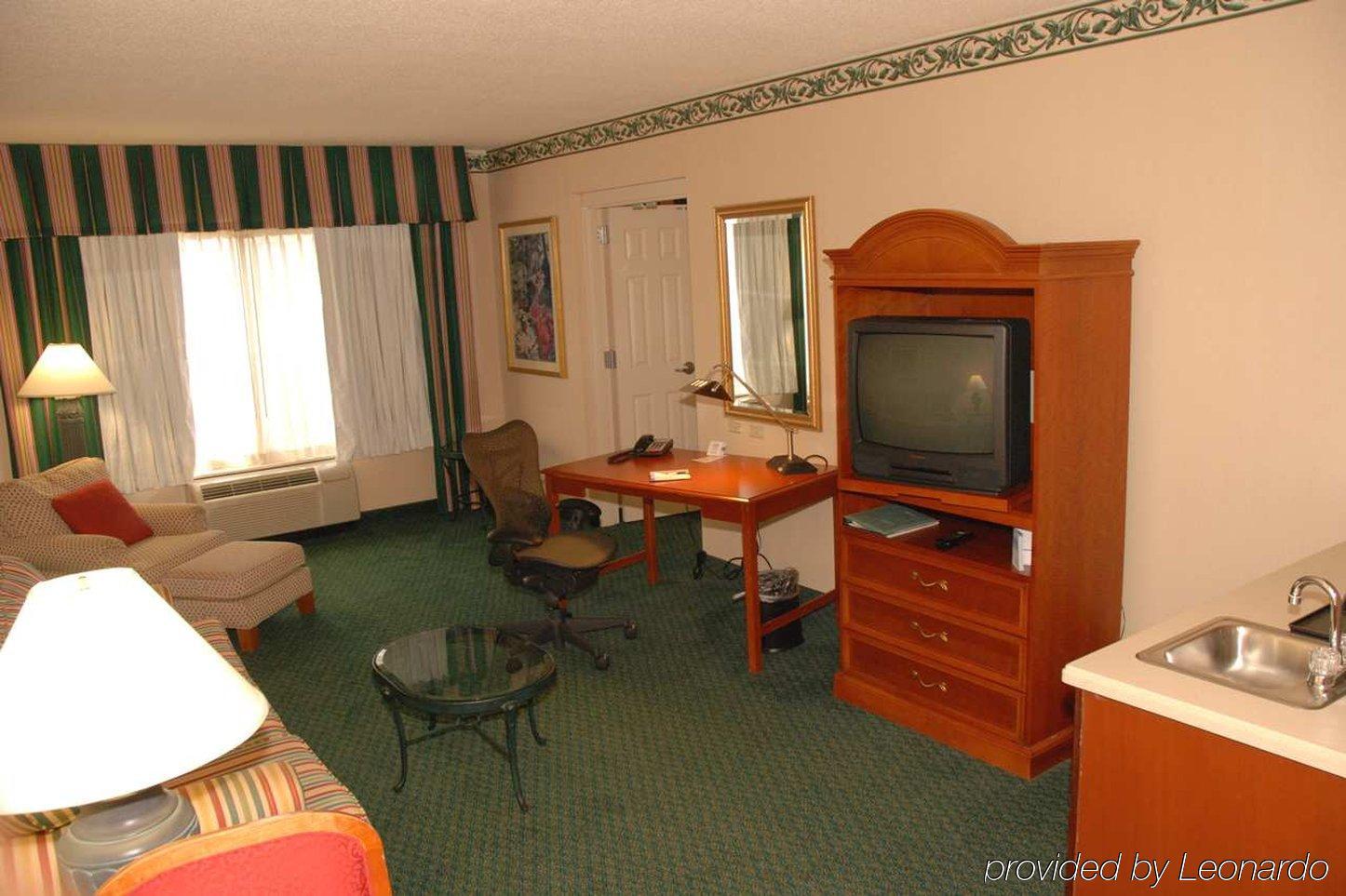 Hilton Garden Pineville