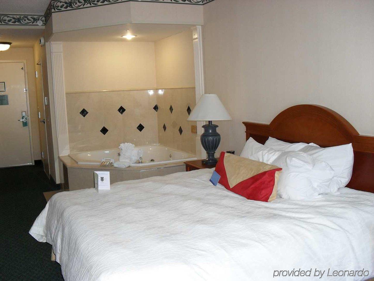 Hilton Garden Pineville Hotel 3*