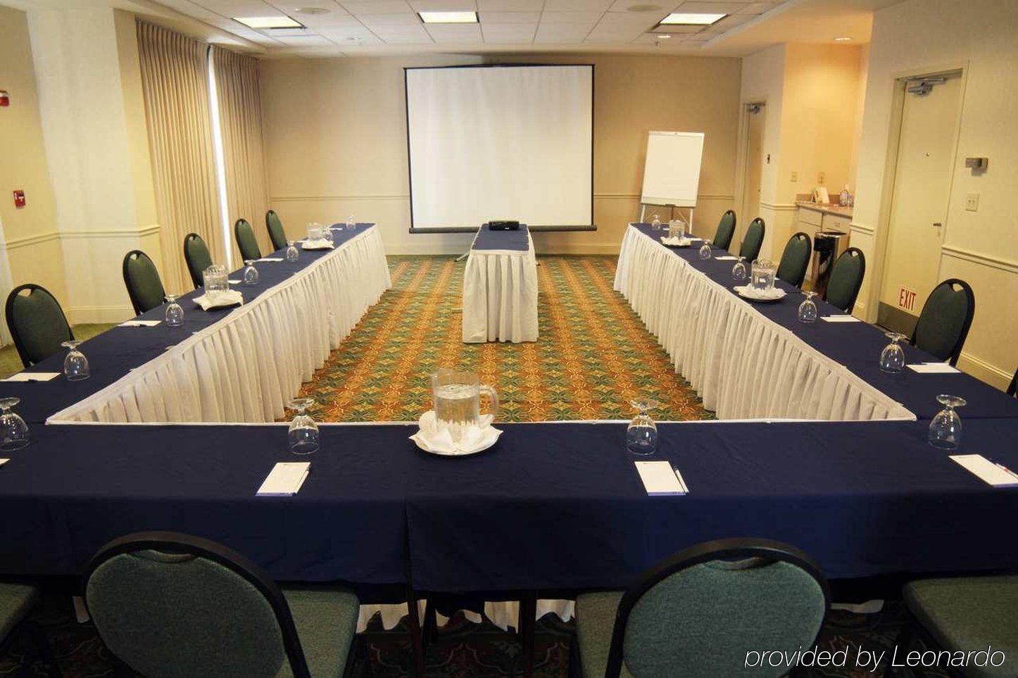 Hilton Garden Pineville 3* Charlotte
