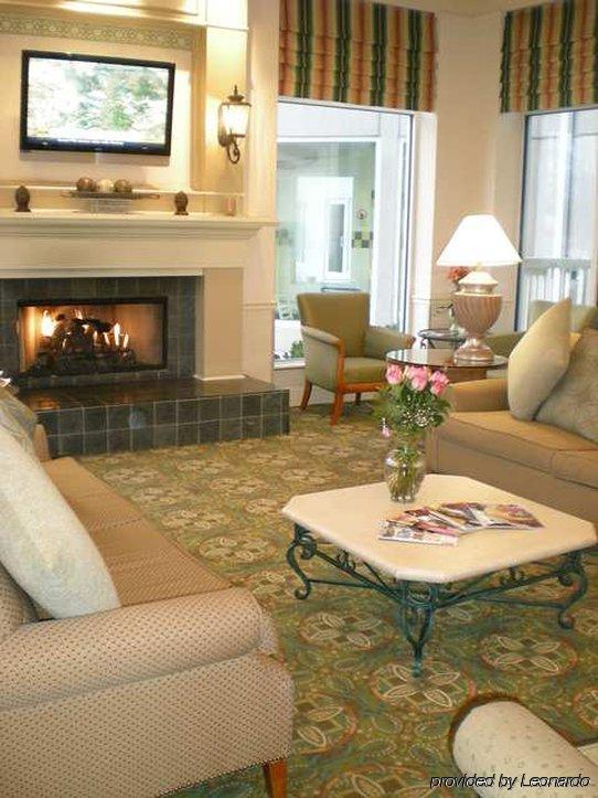 Hilton Garden Pineville 3*