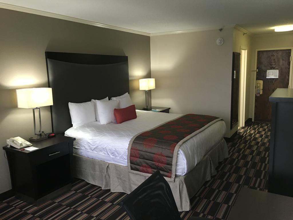 Ramada Plaza By Wyndham South End Airport Hotel Charlotte