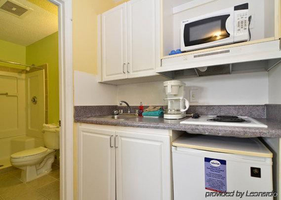 Suburban Charlotte-ballantyne Charlotte