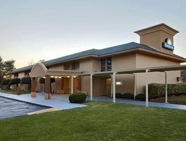 Motel Days By Wyndham Charlotte/woodlawn Near Carowinds Charlotte