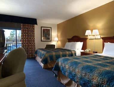 Days By Wyndham Charlotte/woodlawn Near Carowinds Motel Charlotte