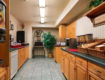 Microtel By Wyndham Airport 3*