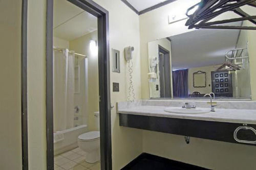 Budget Motel