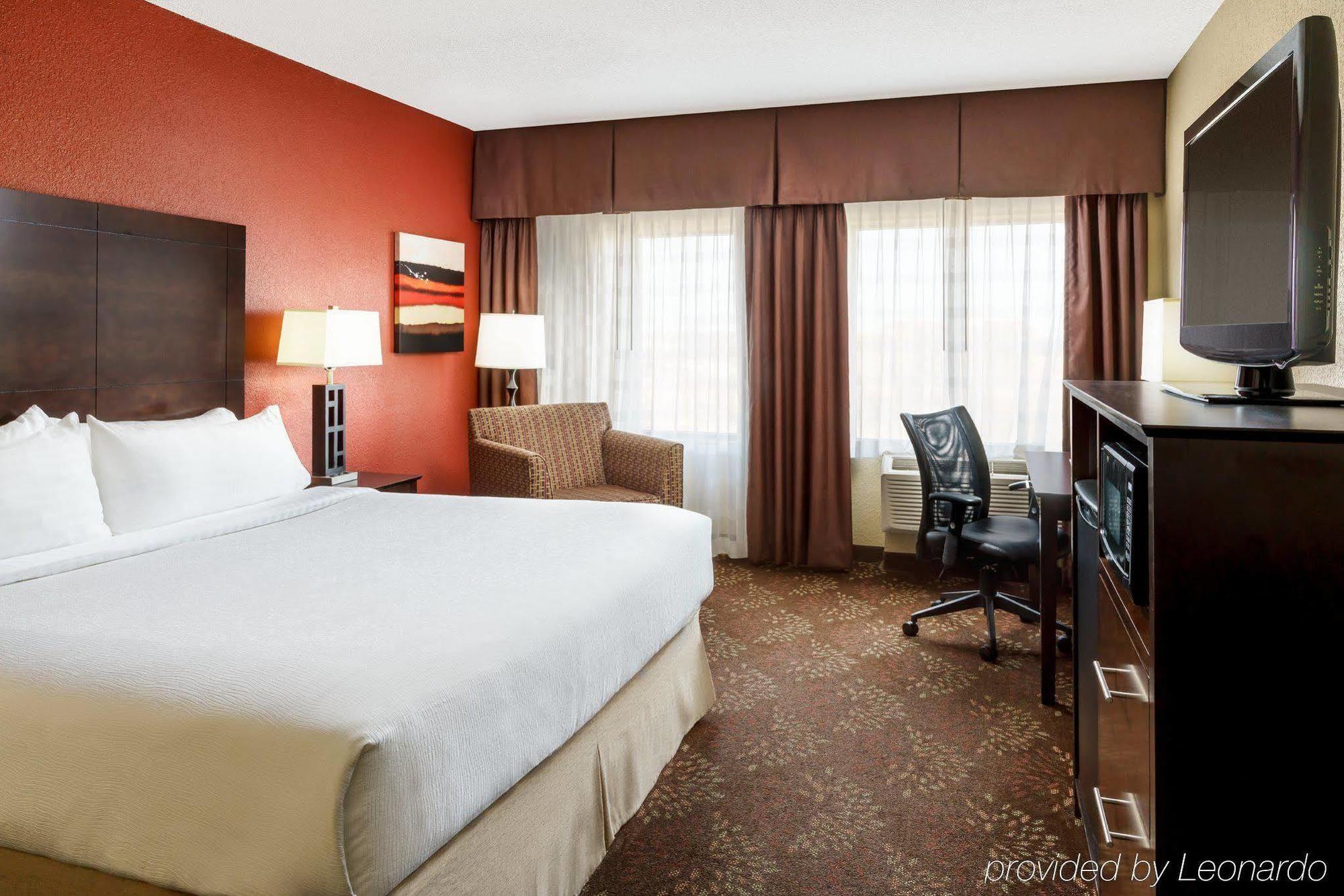 By Ihg Hotel