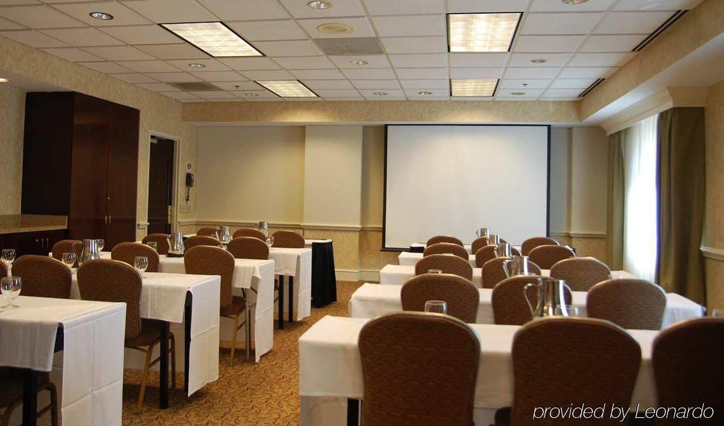 Hotel Doubletree By Hilton Uptown 4*