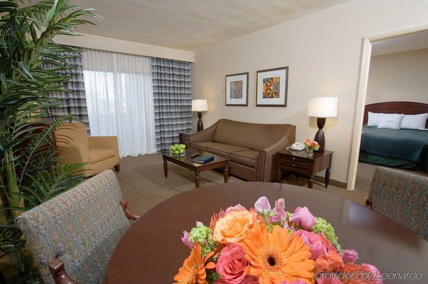 Doubletree By Hilton Charlotte/southpark Hotel Charlotte