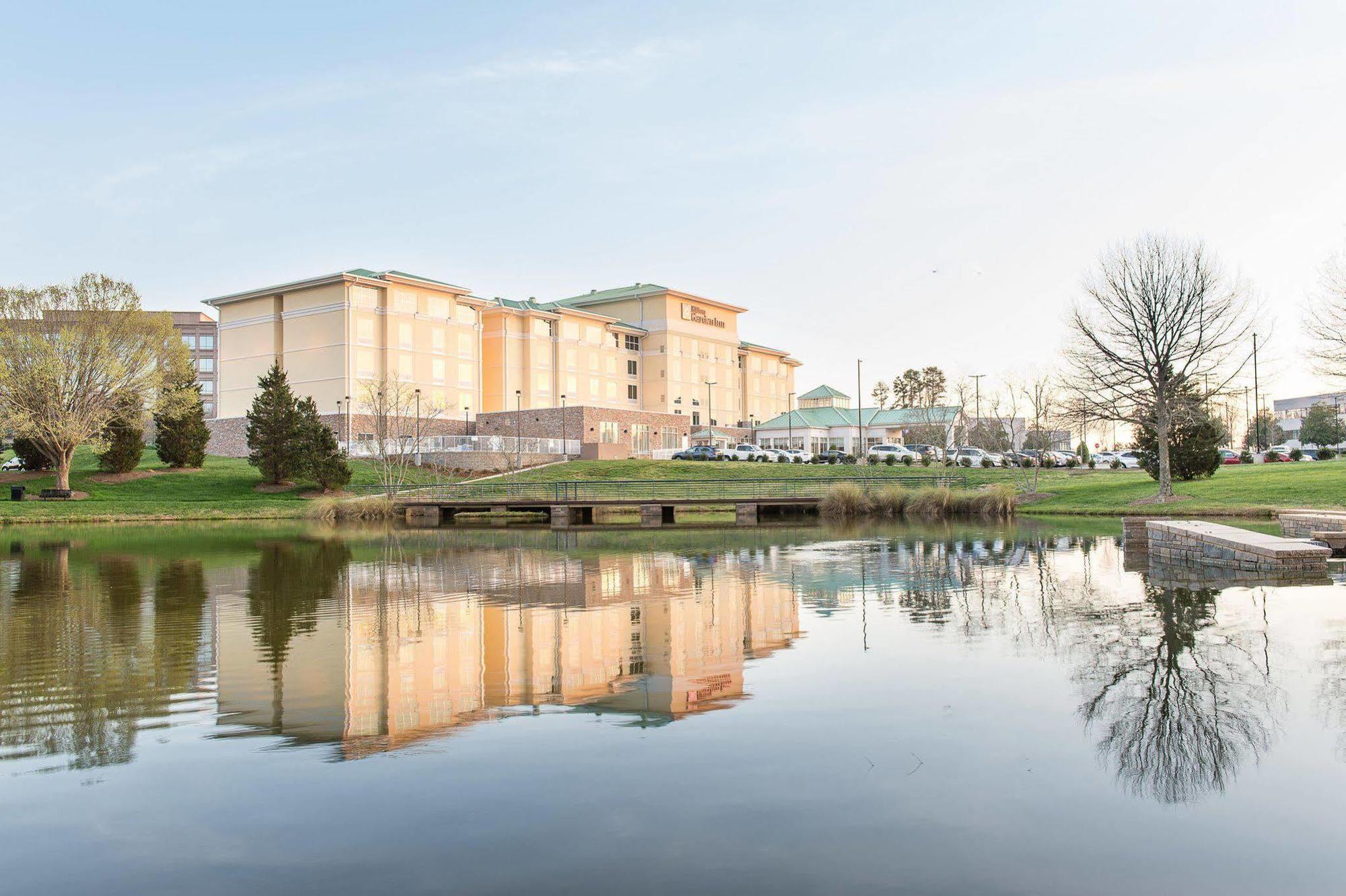 Hotel Hilton Garden Airport 3*