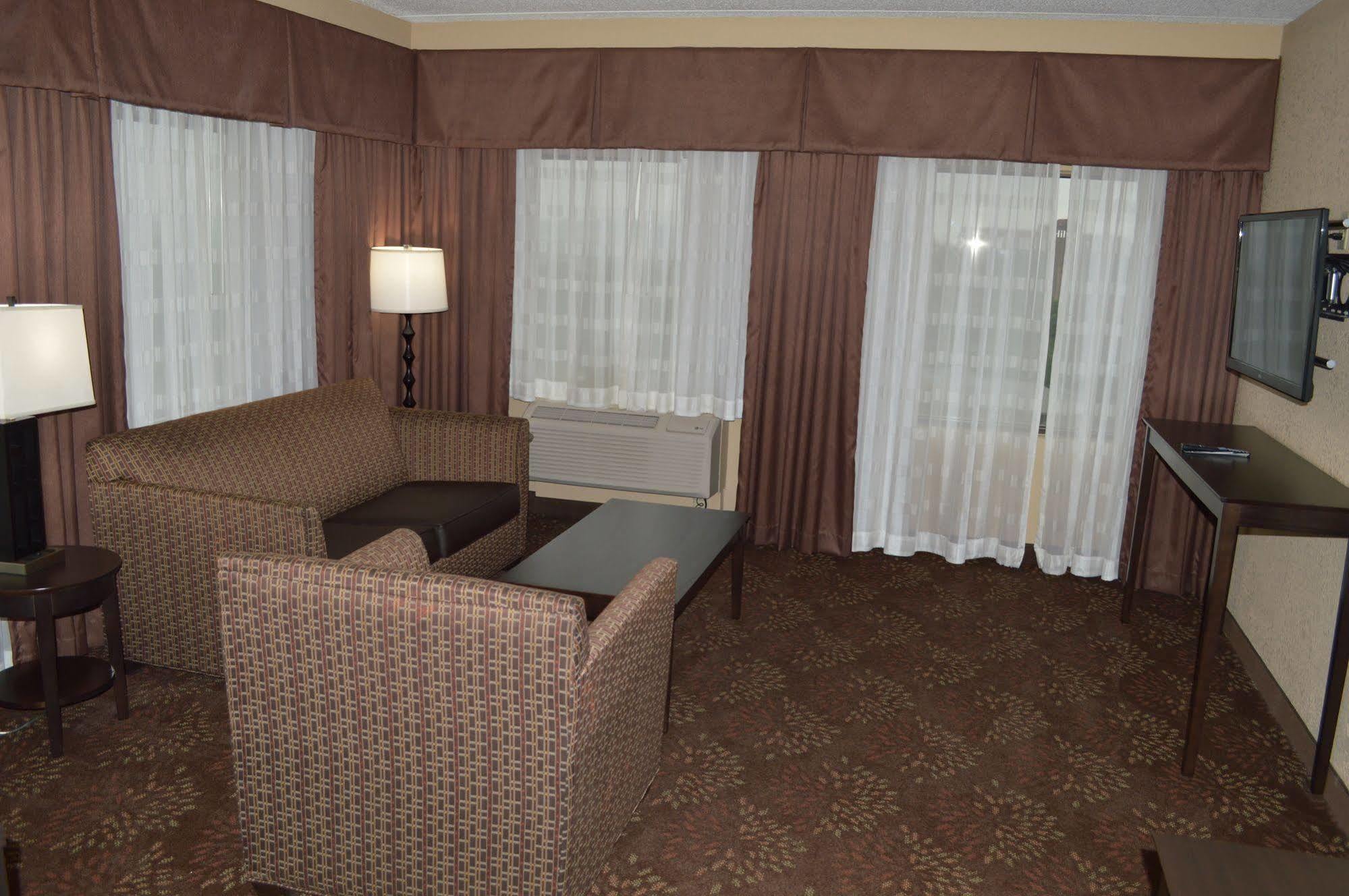 By Ihg 3*