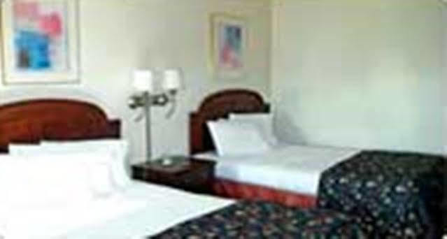 Express Motel 2*