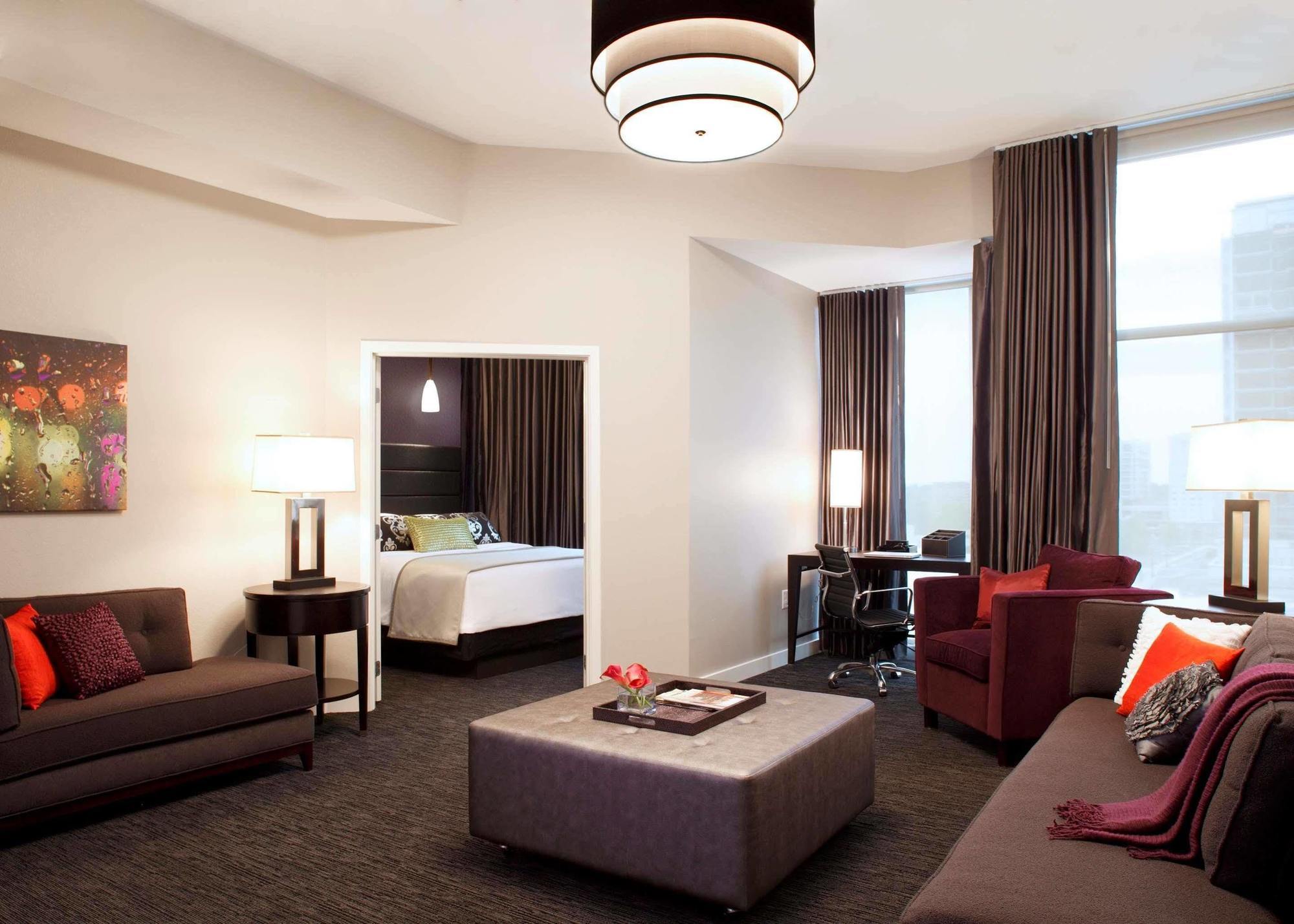 Hyatt House Center 3*