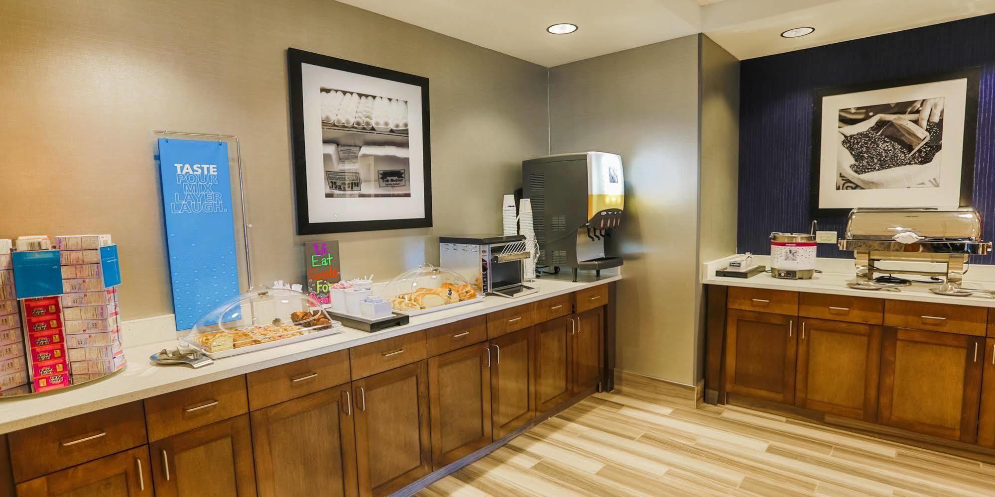 Hampton & Charlotte/ballantyne, Nc Hotel Charlotte