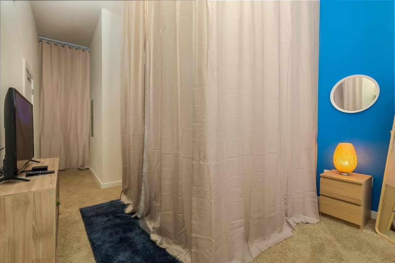 Apartment Trifecta Spacious & Beautiful Wifi Superhost *