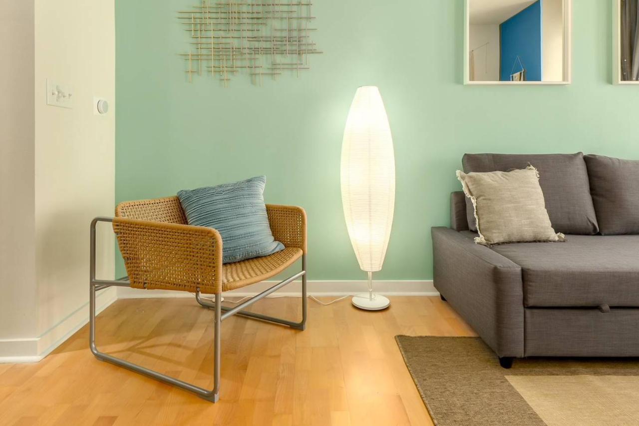 Trifecta Spacious & Beautiful Wifi Superhost *