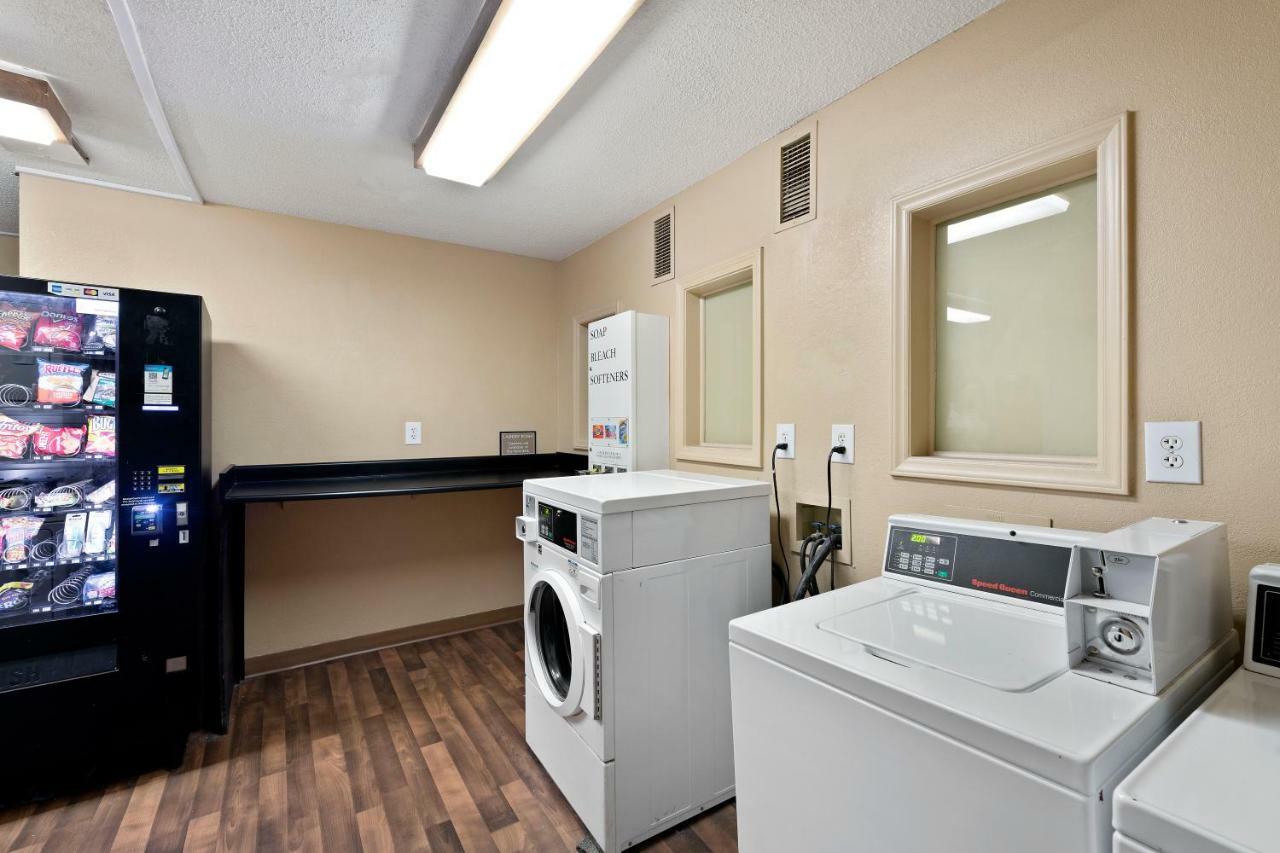 Extended America Select - - Tyvola Rd - Executive Park Charlotte