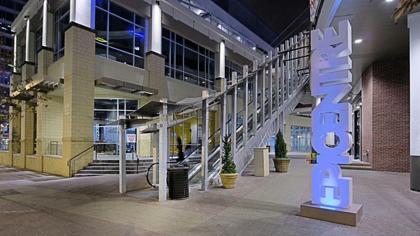 Aloft Center 2*