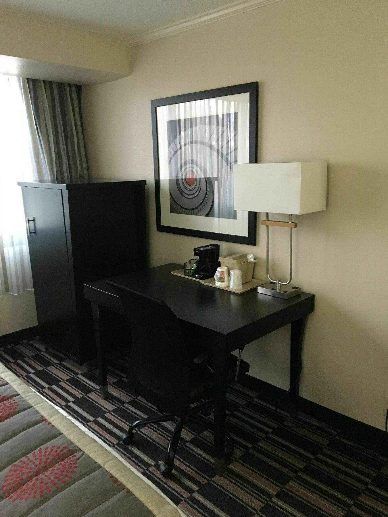 Ramada Plaza By Wyndham South End Airport 3*