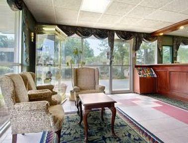 Days By Wyndham Charlotte/woodlawn Near Carowinds Motel