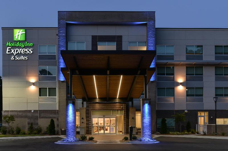 Hotel Express & - Ballantyne By Ihg