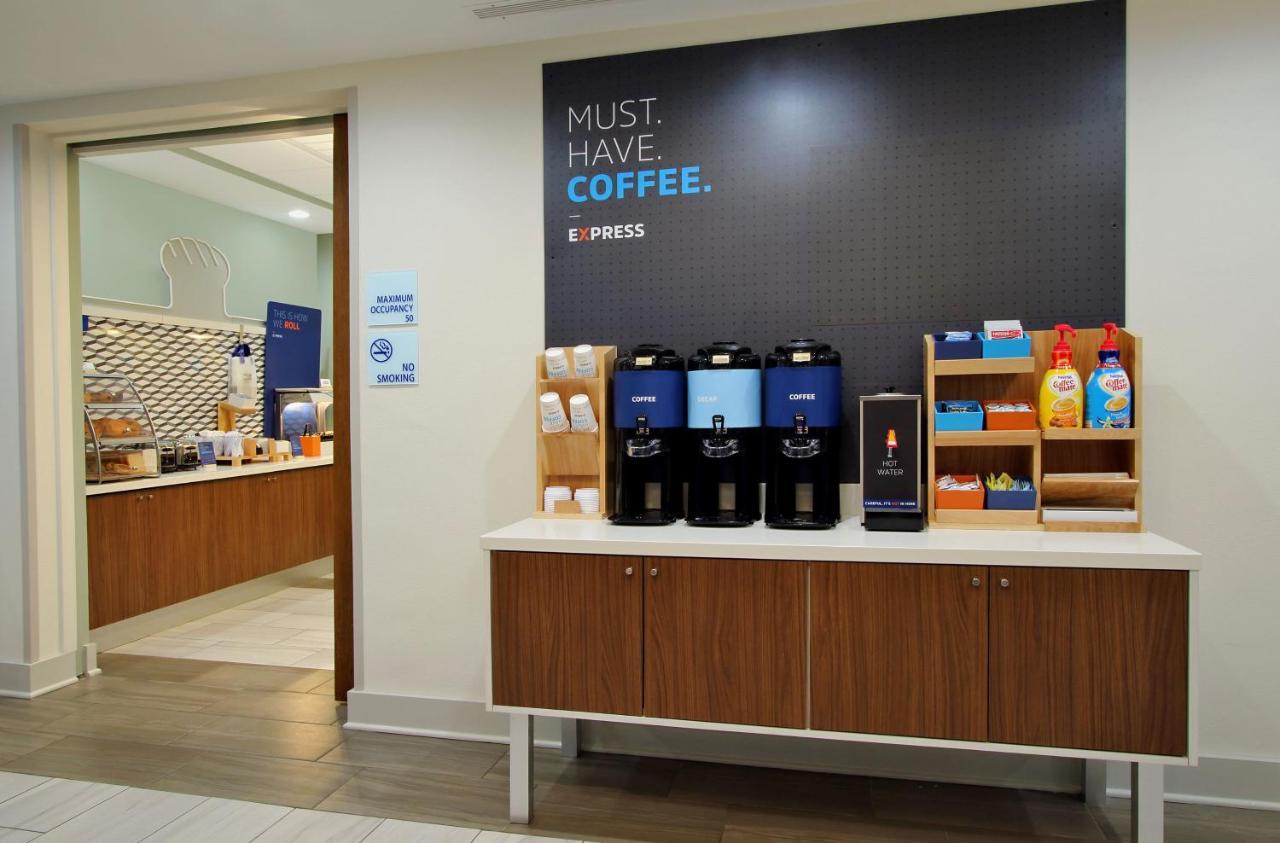 Hotel Express & - Ballantyne By Ihg