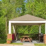 Hawthorn Suites by Wyndham Charlotte/Executive Park