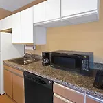 Hawthorn Suites by Wyndham Charlotte/Executive Park