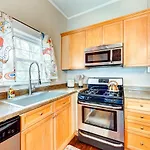 Adorable Charlotte Vacation Rental In Noda!