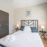 Vibrant And Spacious 1Br W Pool Parking And Gym