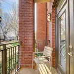 Frontdesk Village At Commonwealth Apts Plaza Midwood Charlotte