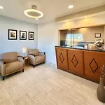 Royal Inn And Suites Charlotte Airport