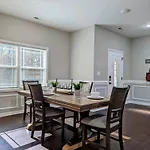 Spacious Family Friendly Home With Large Fenced In Yard