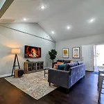 Spacious Family Friendly Home With Large Fenced In Yard