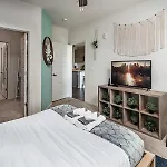 Uptown 4Th Ward Luxury Apt Year-Round Pool