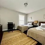 Cheerful 2-Story Apt W/ High Speed Wi-Fi & Patio!
