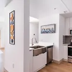 3Br Premium Downtown Apartment With Office & Gym