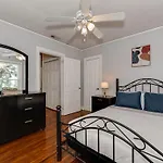Uptown Clt Bungalow - 2 Miles From Boa Stadium