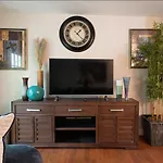 Magnificent 2 Bedrooms And 2 Baths