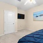Lovely 1-Bedroom Apartment W/ Pool + Wi-Fi