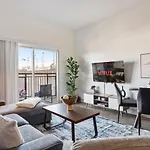 Cozy City Charm - Spacious, Parking, Balcony, Gym