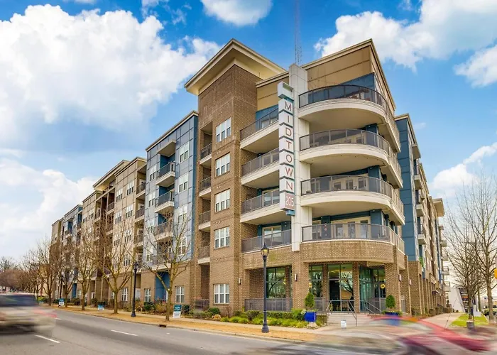 Premium Apartments And Studios At Midtown 205 In Charlotte